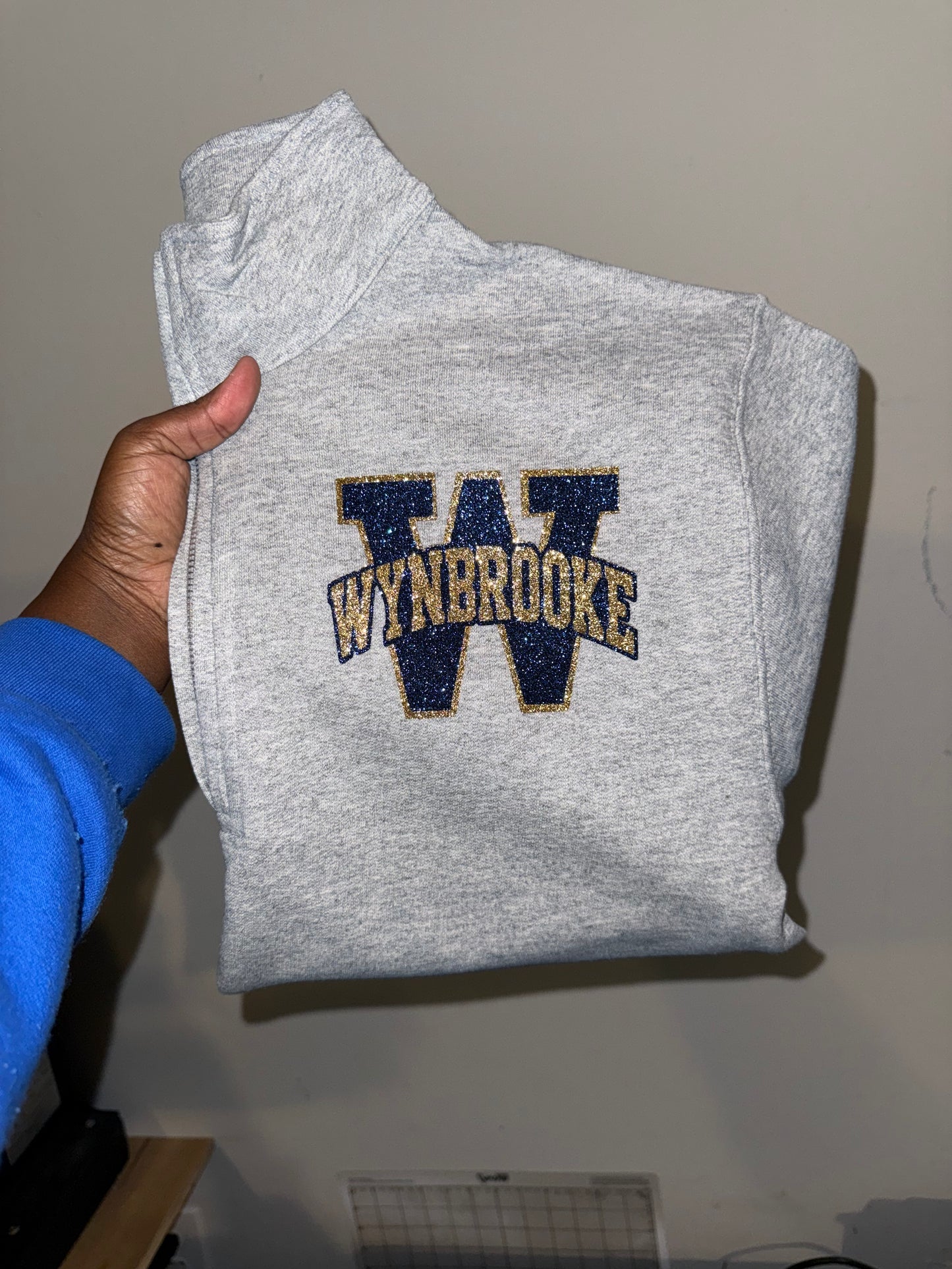 Wynbrooke sweatshirt